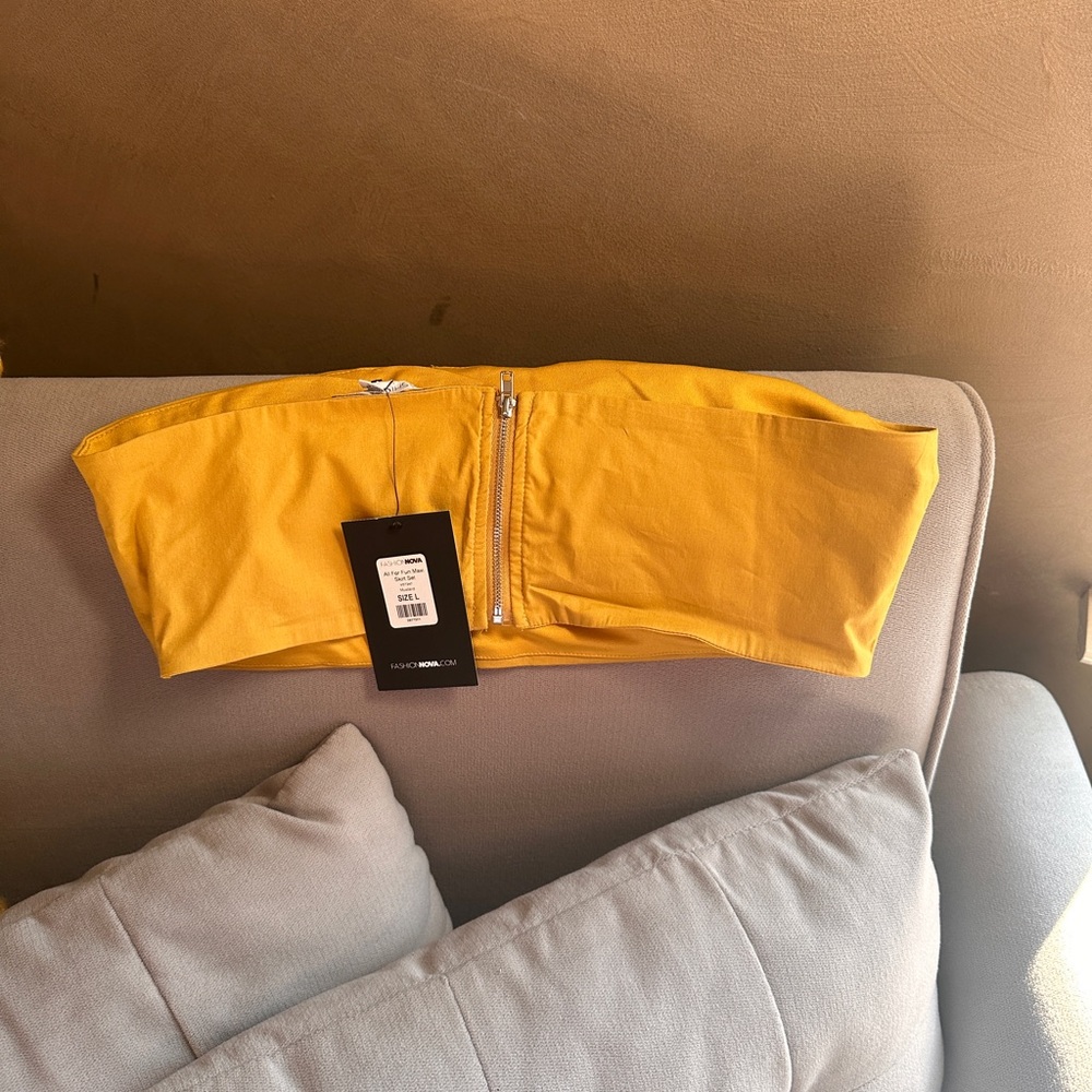 Yellow Strapless Top & Skirt Set - Picture 2 of 4